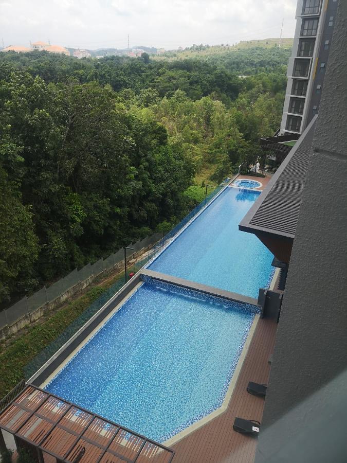 Stayje Putrajaya, 5 Minutes To Ioi City Mall, Wifi , Netflix, Free Parking المظهر الخارجي الصورة