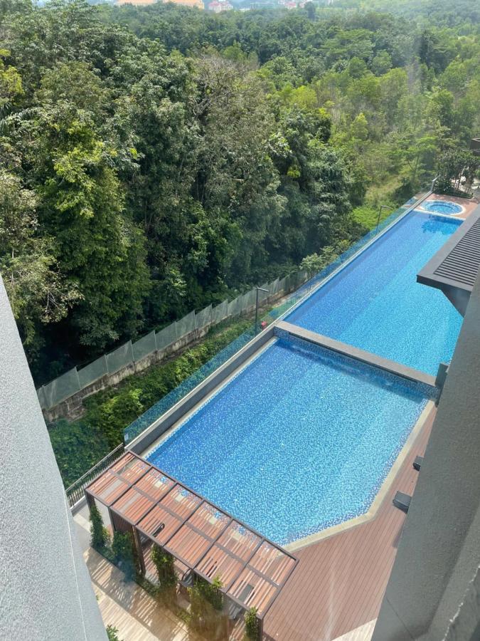 Stayje Putrajaya, 5 Minutes To Ioi City Mall, Wifi , Netflix, Free Parking المظهر الخارجي الصورة